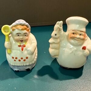Vintage Japan Butcher & Cook S&P shakers